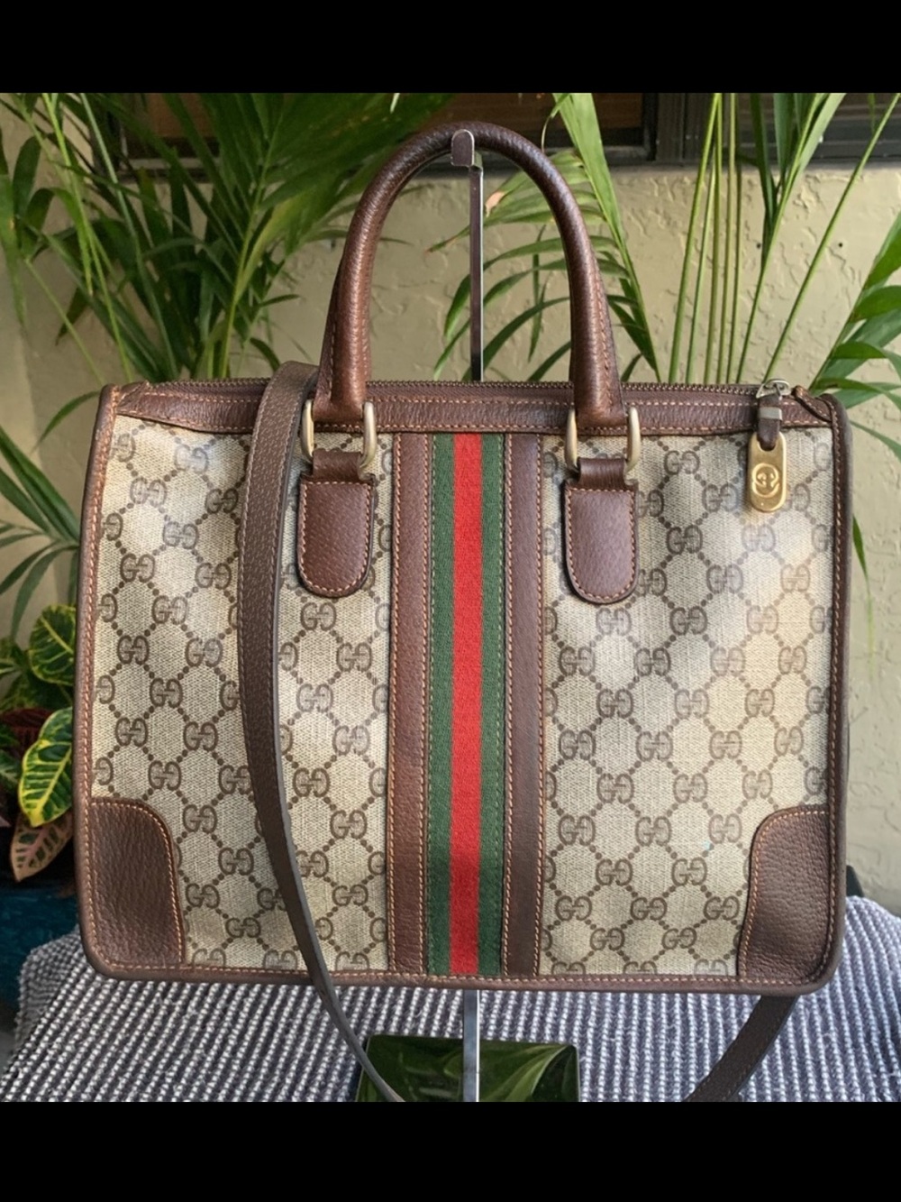 (19) GUCCI 60s 2-Way Tote